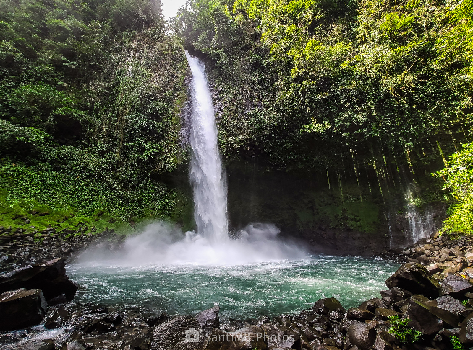 Las Cascadas De Costa Rica: Belleza En Movimiento