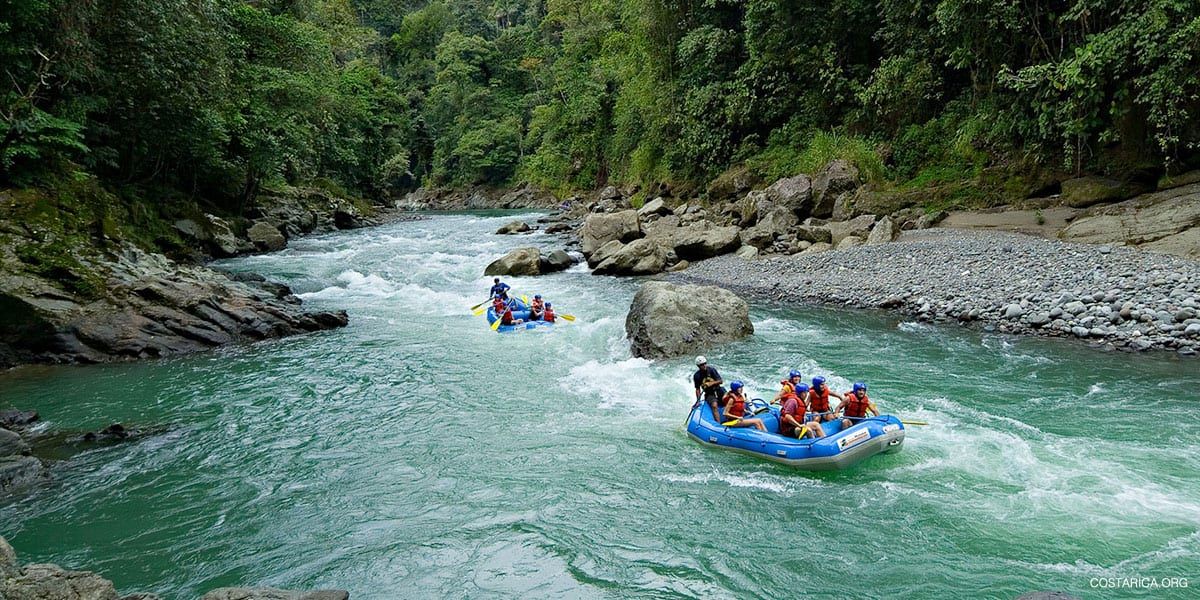 Navega Los Ríos De Costa Rica: Rafting Y Kayak